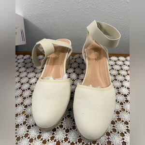 Dream Pairs Women's Cream Espadrille Sandals